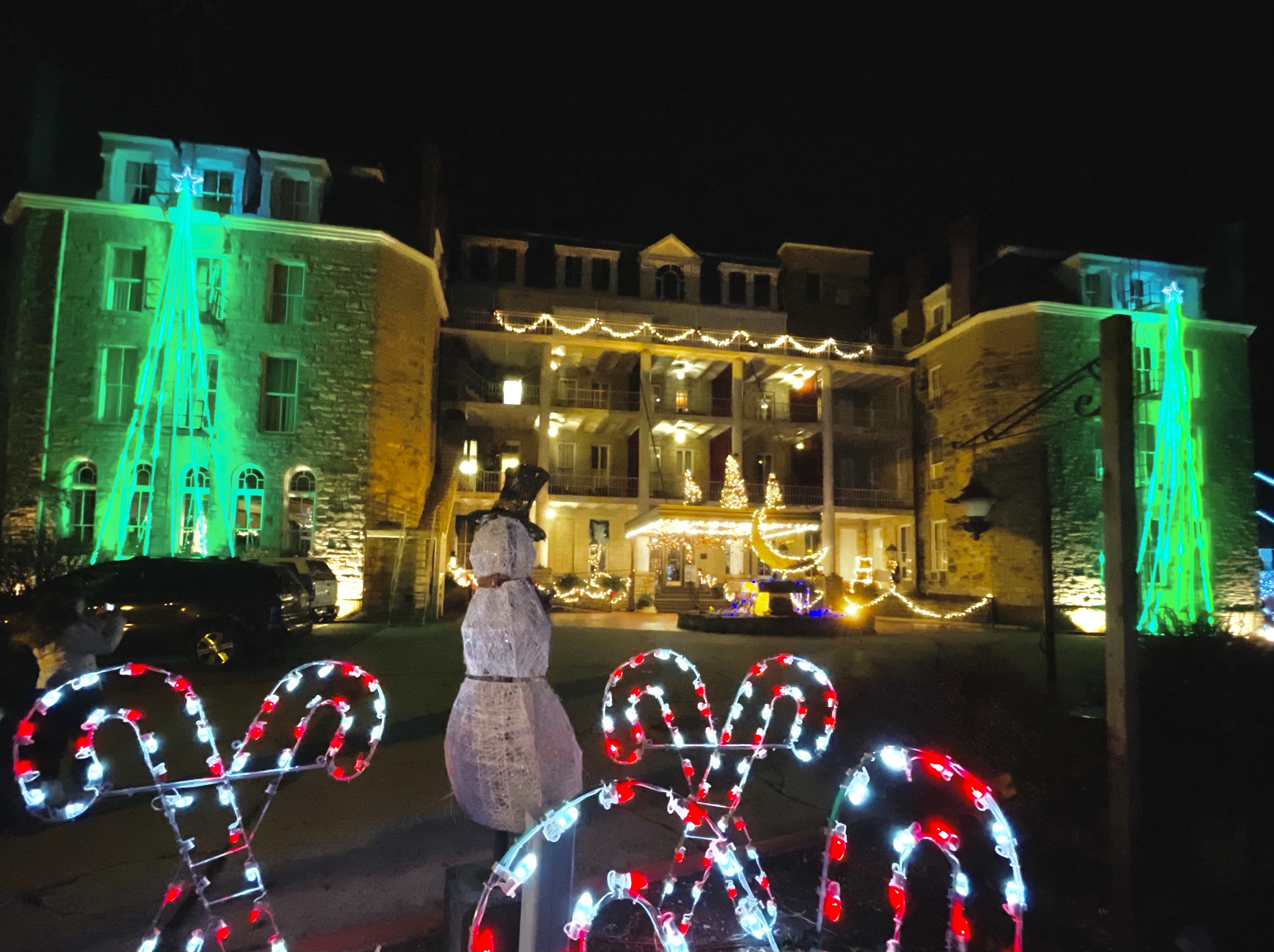 The Crescent Hotel During the Holidays – Everything you need to know about the Family Fun Christmas Activities